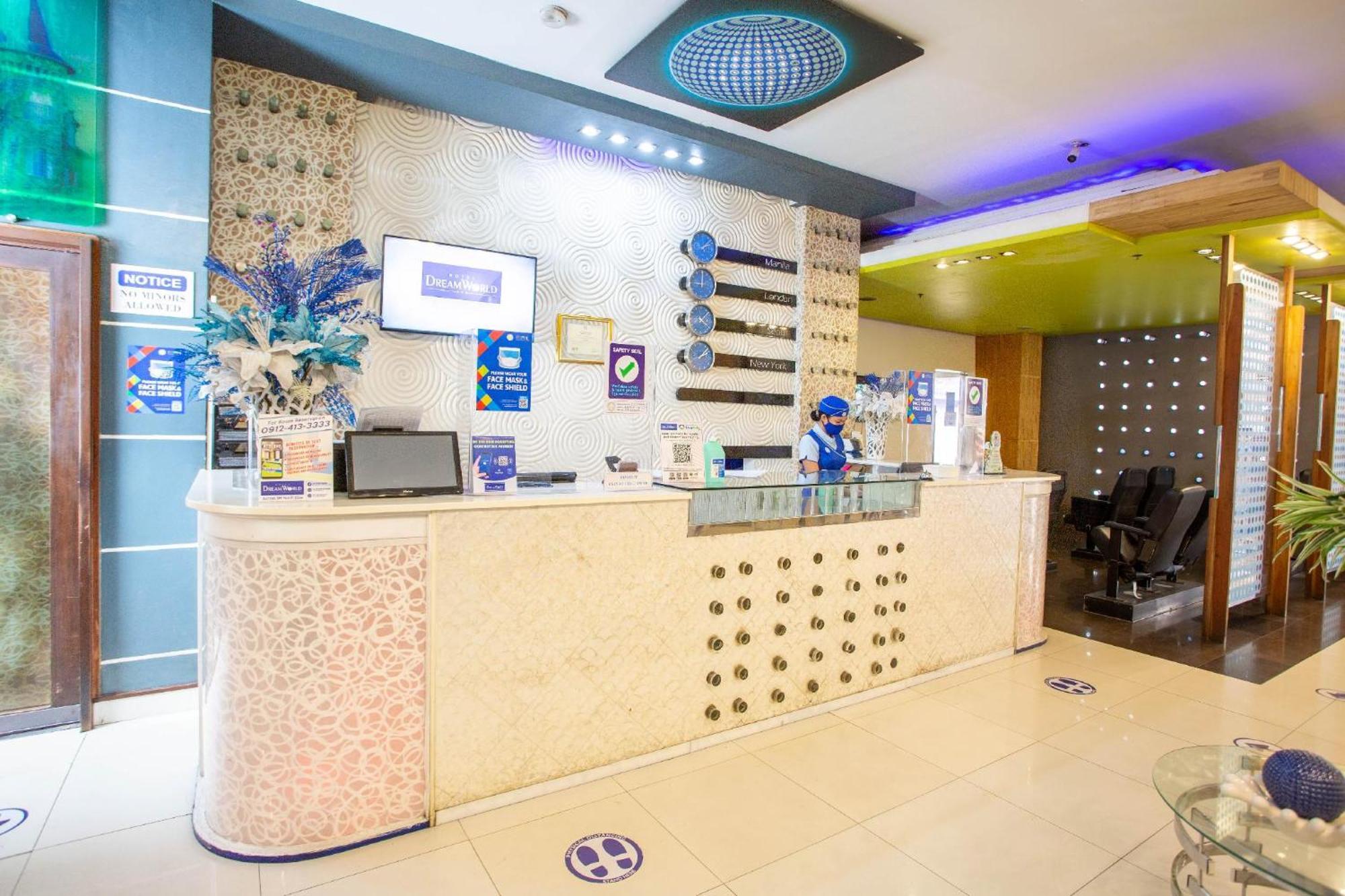 Hotel Dreamworld North Edsa Quezón by Eksteriør bilde